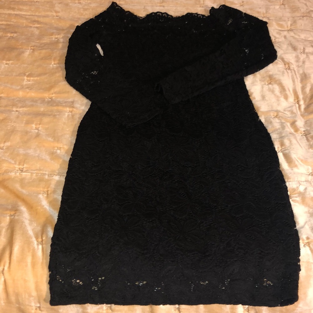 Black lace dress